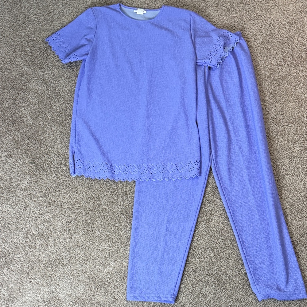 Veja Women's Lavender Pajama Set